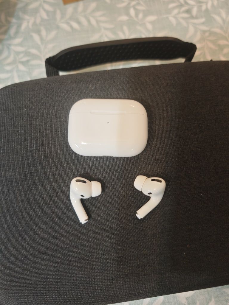 Apple Airpods wireless pro