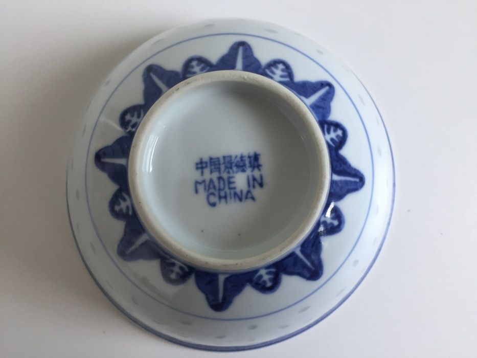 3 oryginalne chińskie porcelanowe miseczki z przeźroczystym wzorem