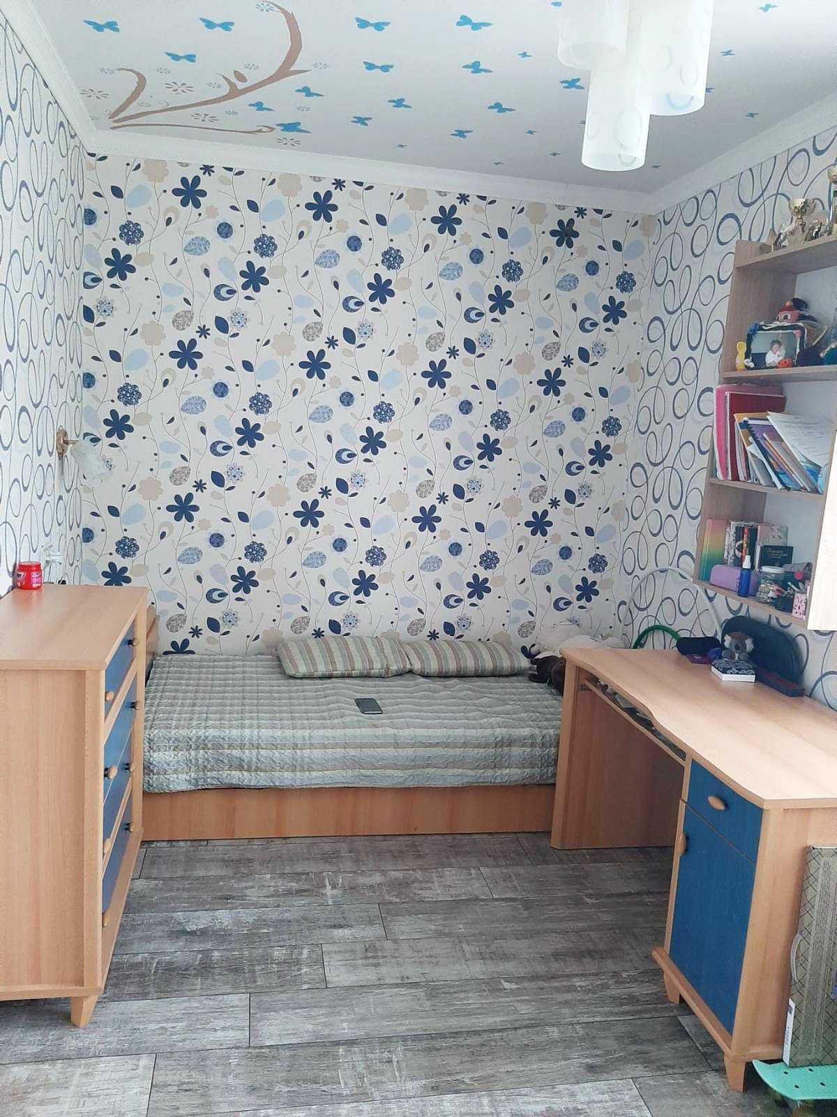 Продаю 3 -кімнатну квартиру з ремонтом, р-н Ліски (вул.Біла)ц6