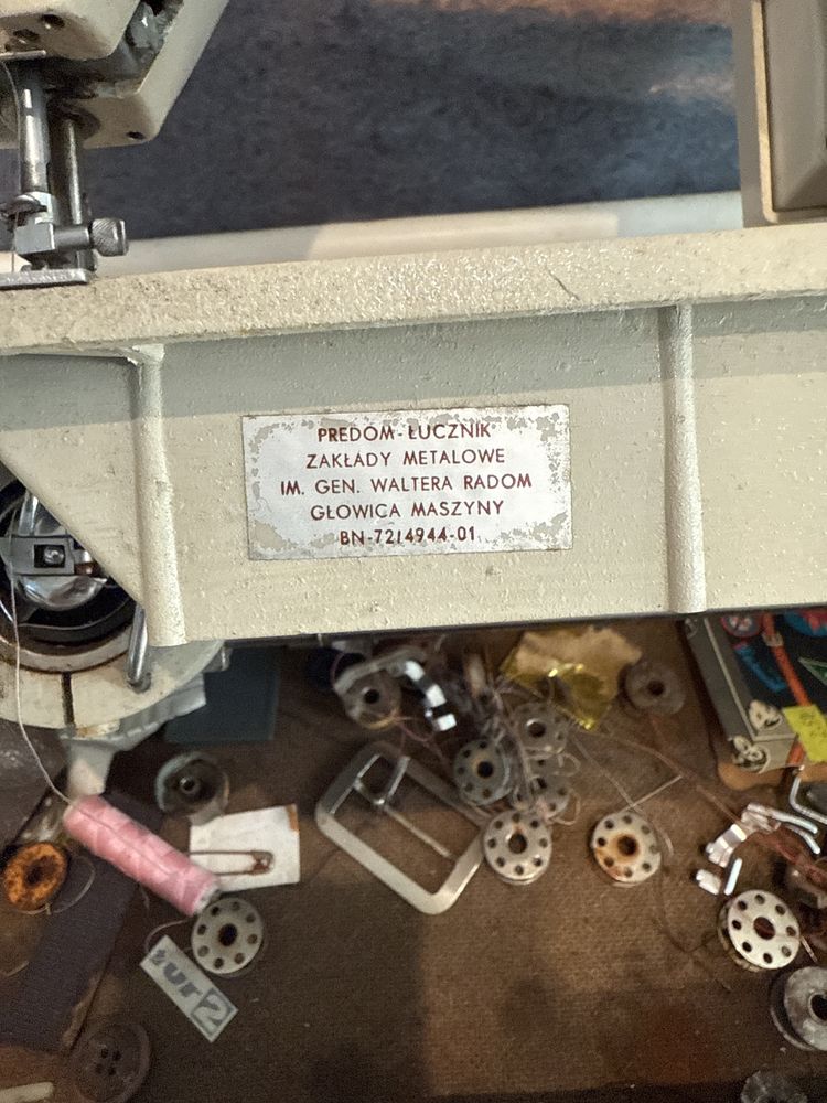 Maszyna do szycia Predom