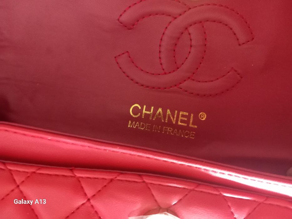 Chanel red crossbody bag Vintage