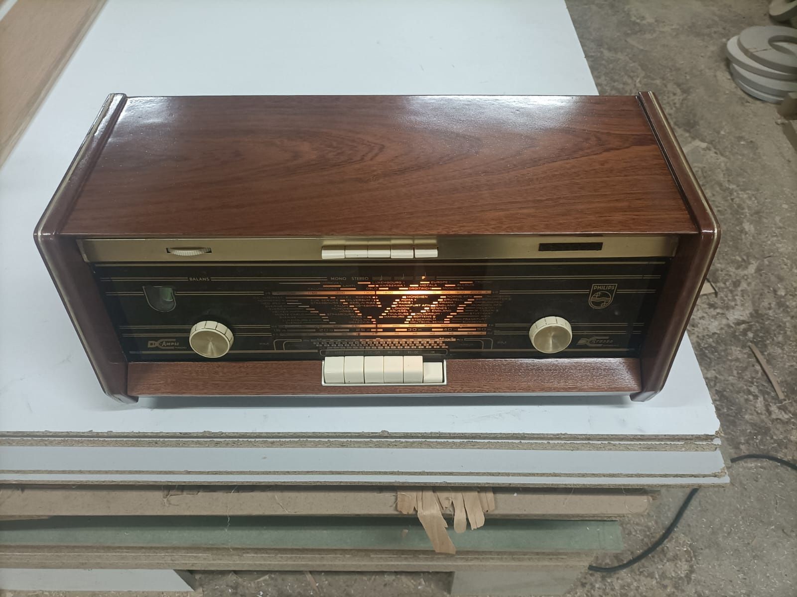 PHILIPS B5X23A Radio Vintage Valvulado