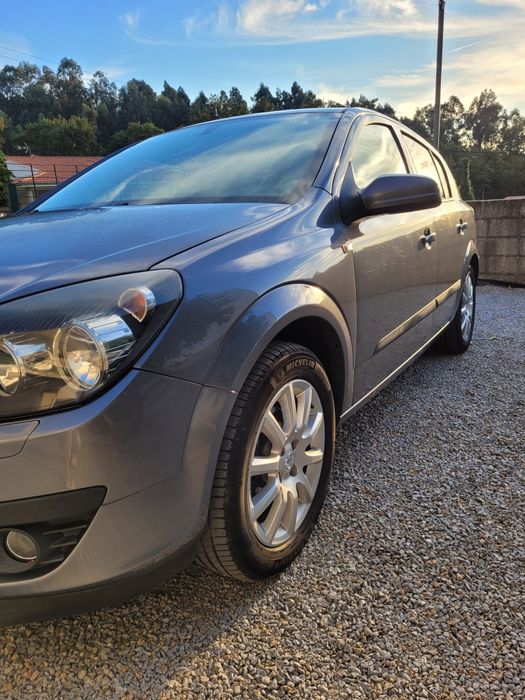 Opel Astra - económico e fiável