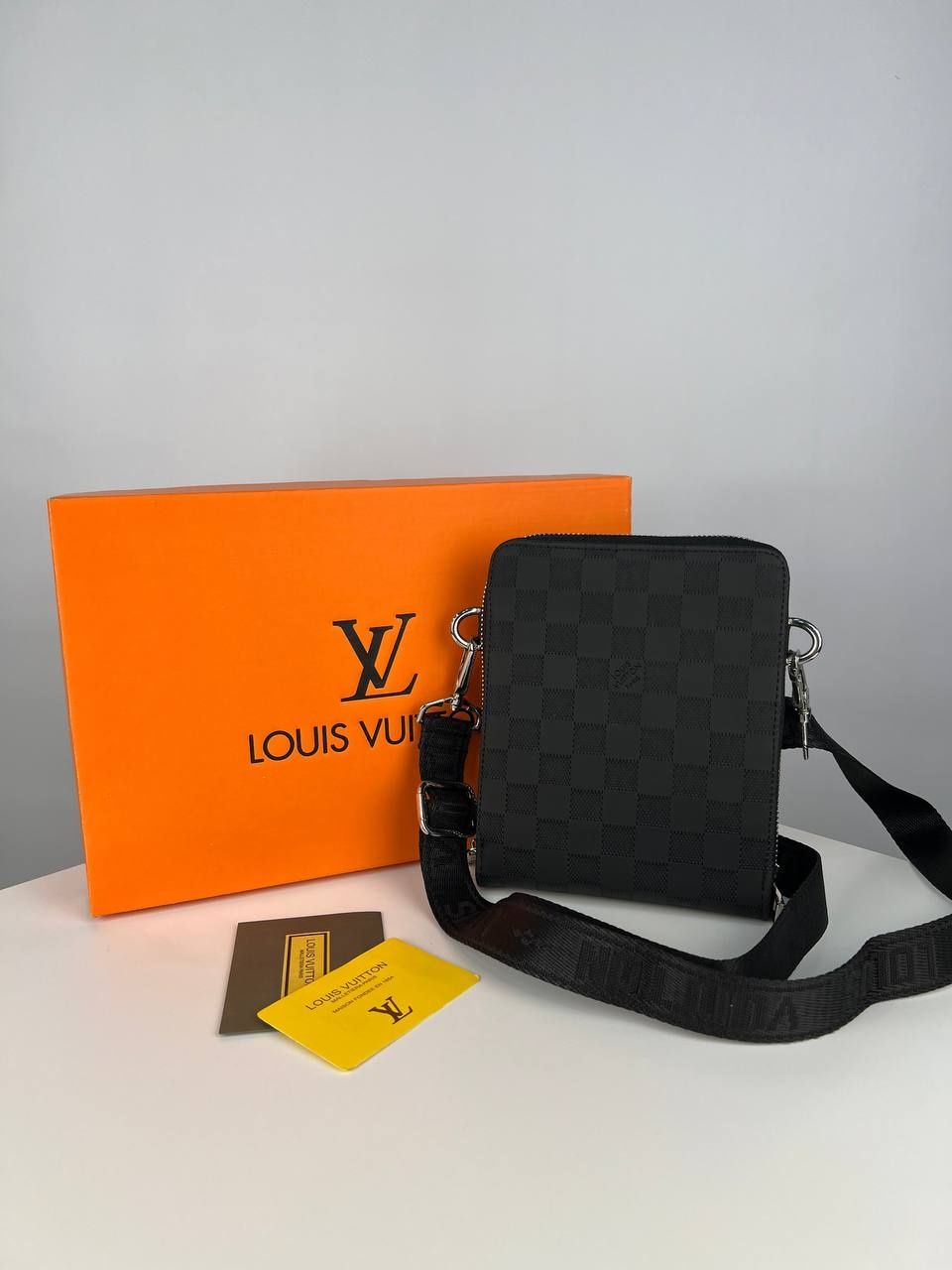 Стильная сумка Louis Vuitton через плечо барсетка мессенджер