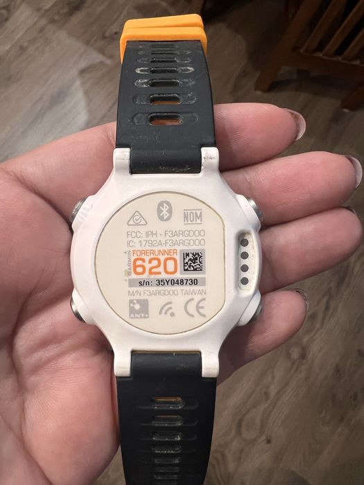 Годинник Garmin 620