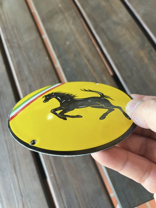 Placa metal e esmalte Ferrari 1976