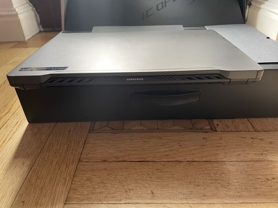 Laptop gamingowy Asus Rog Zephyrus G14 Ryzen 7, RTX3050