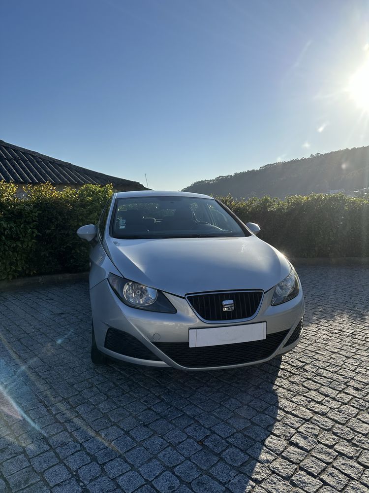 Vendo ou troco Seat Ibiza 6j 2008 Gasolina troco por mota de agua