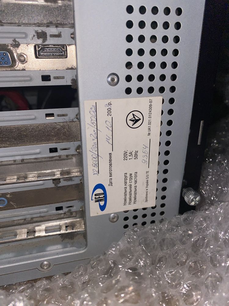 Системний блок Asus (старого зразка)