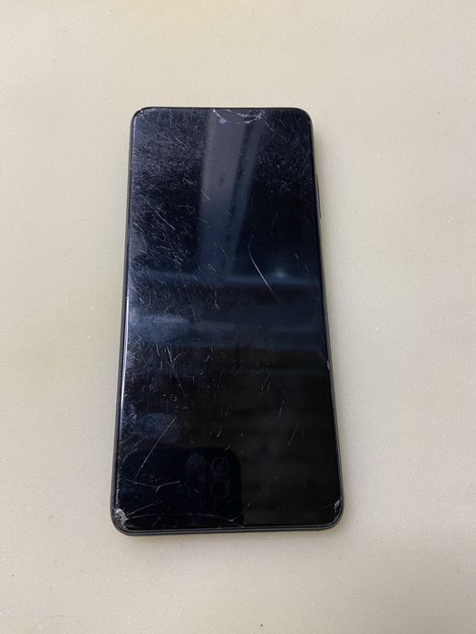 Xiaomi Poco X3 пошкоджений