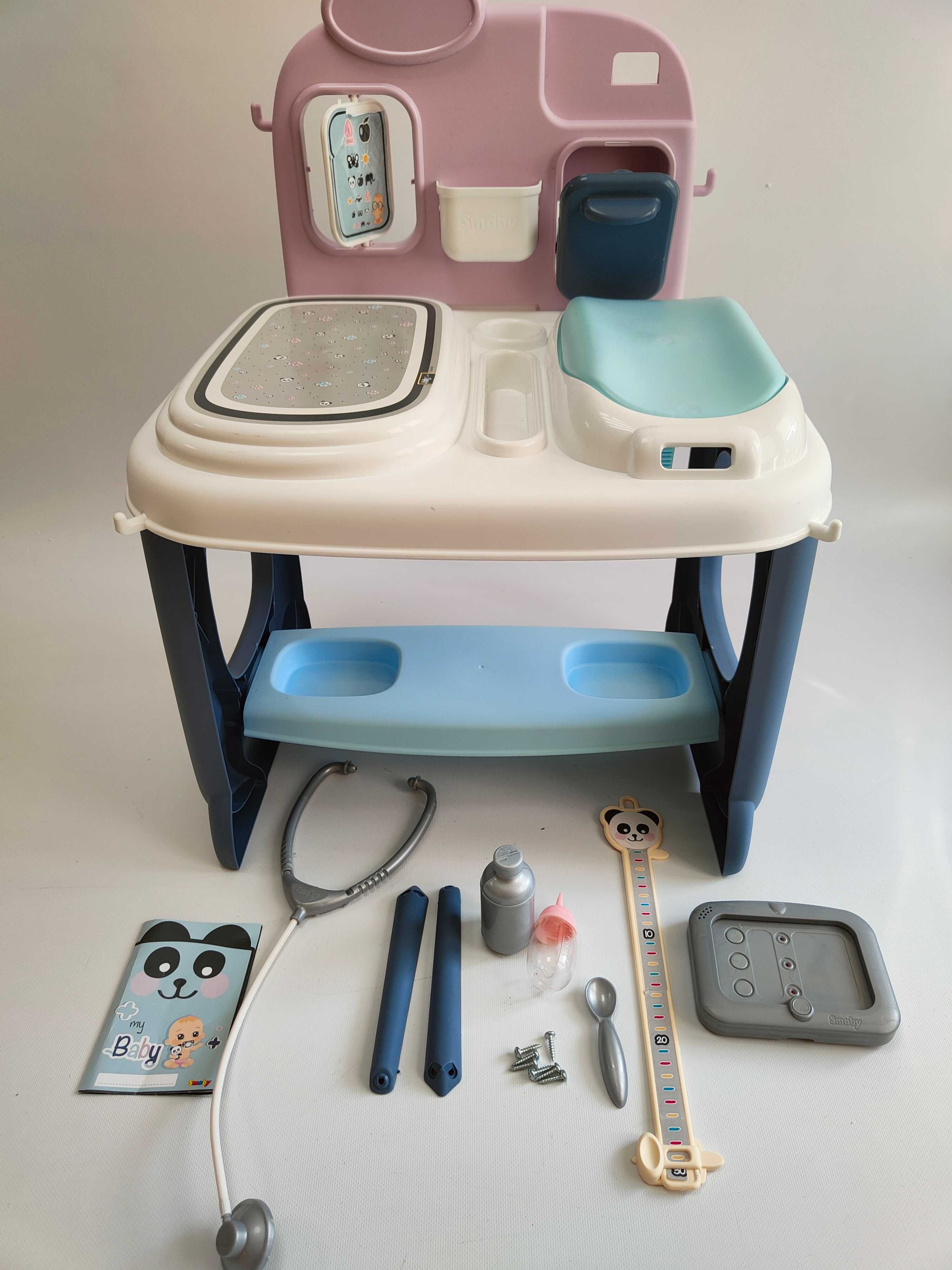 Smoby Baby Care - Centrum opieki z elektronicznym tabletem A