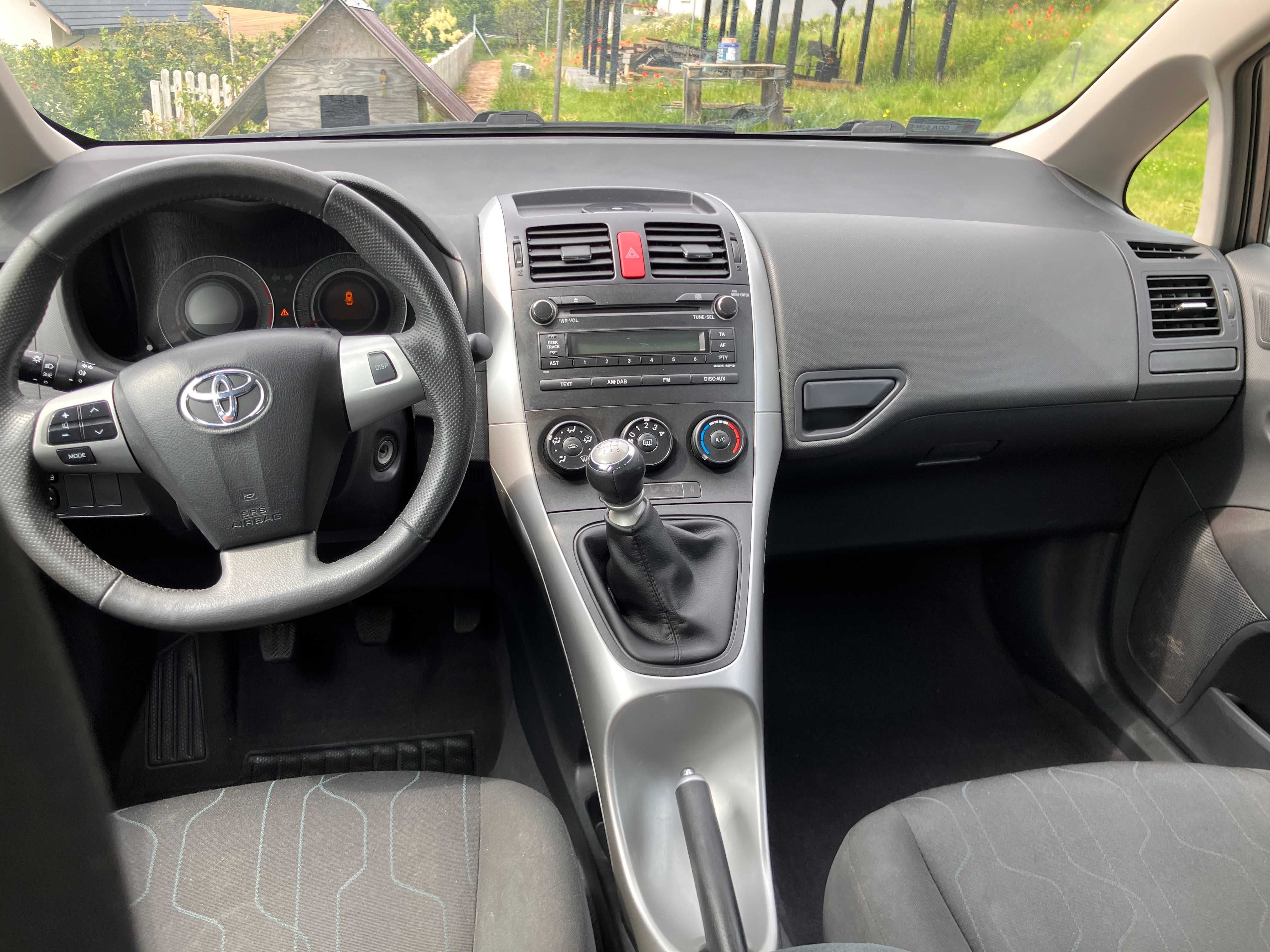 Toyota Auris 1,3 Benzyna
