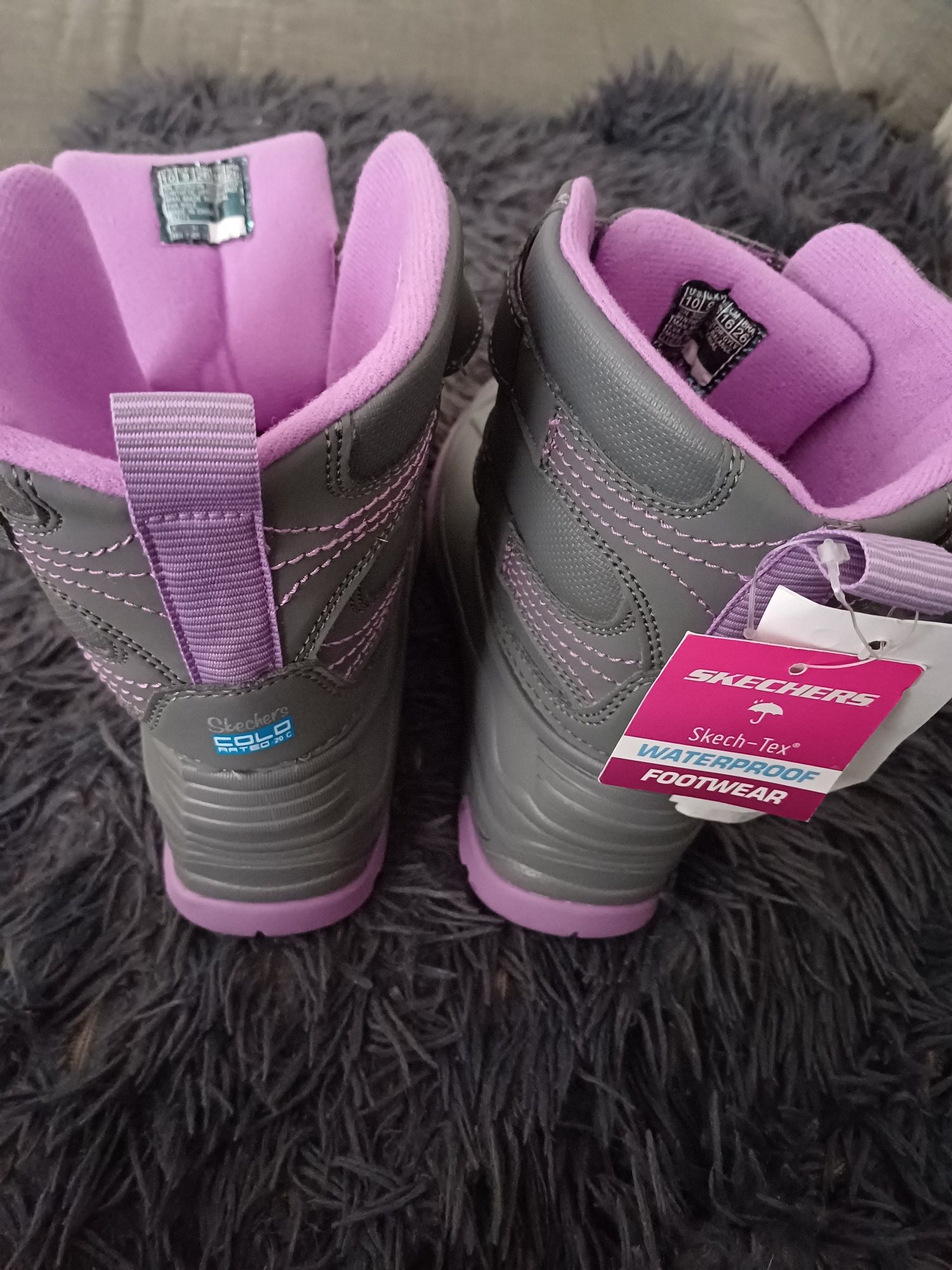 Nowe ocieplane kalosze dla dziewczynki firmy Skechers r.26
