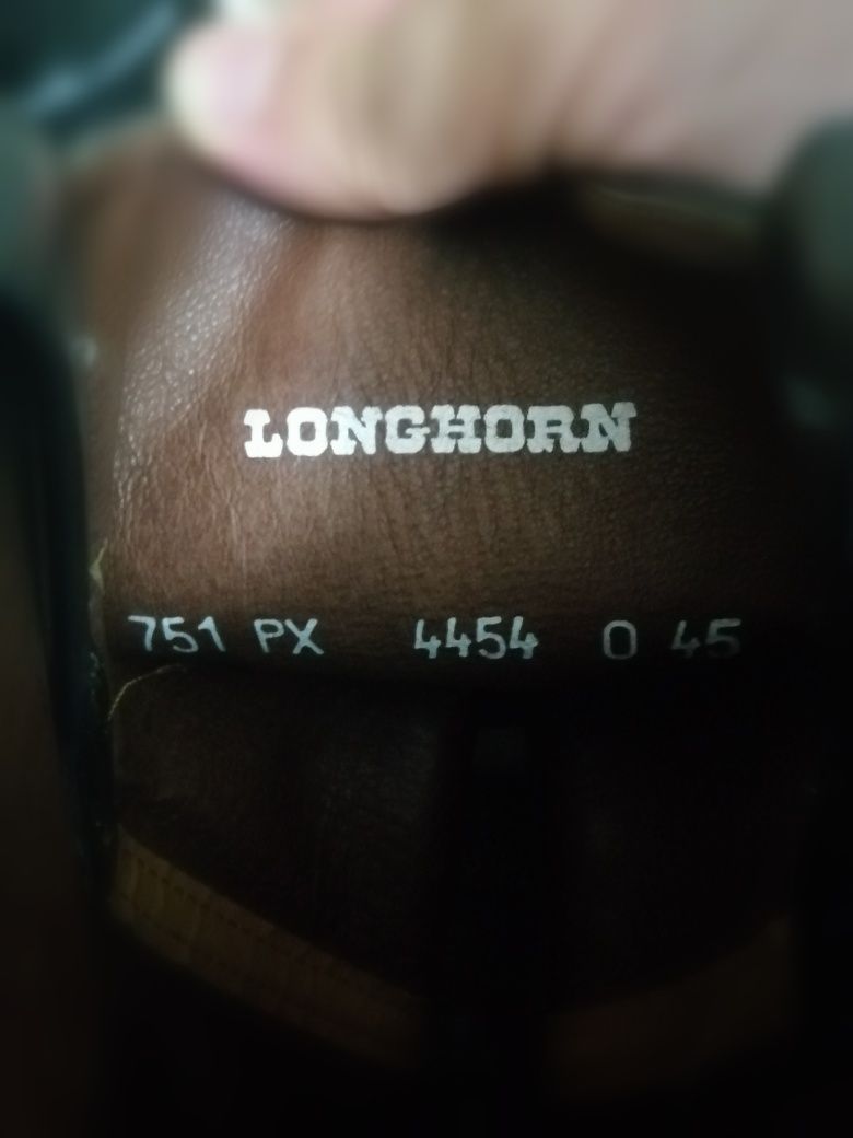 Bota Gótica tamanho 44-45 Longhorn