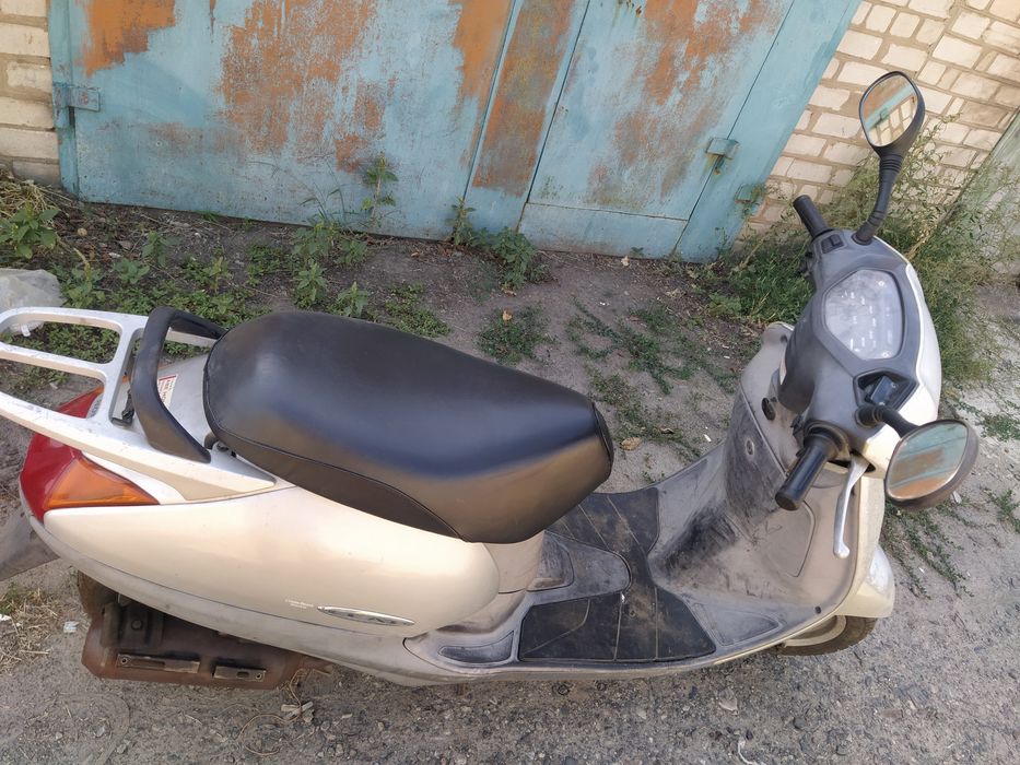 скутер Honda Lead af-48 на ходу !