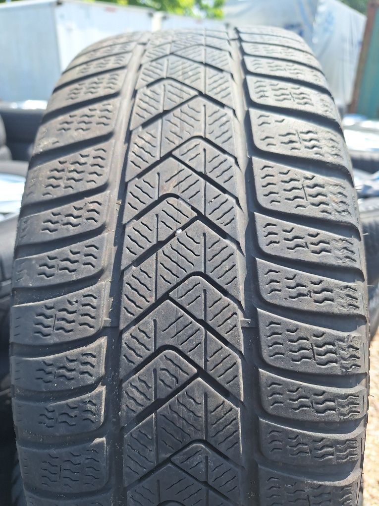 Koła zimowe Audi A3 S3 8Y 225 40 r18