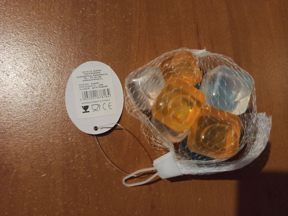 Nowe Kostki lodu wielokrotnego użytku 8 szt. + gratis