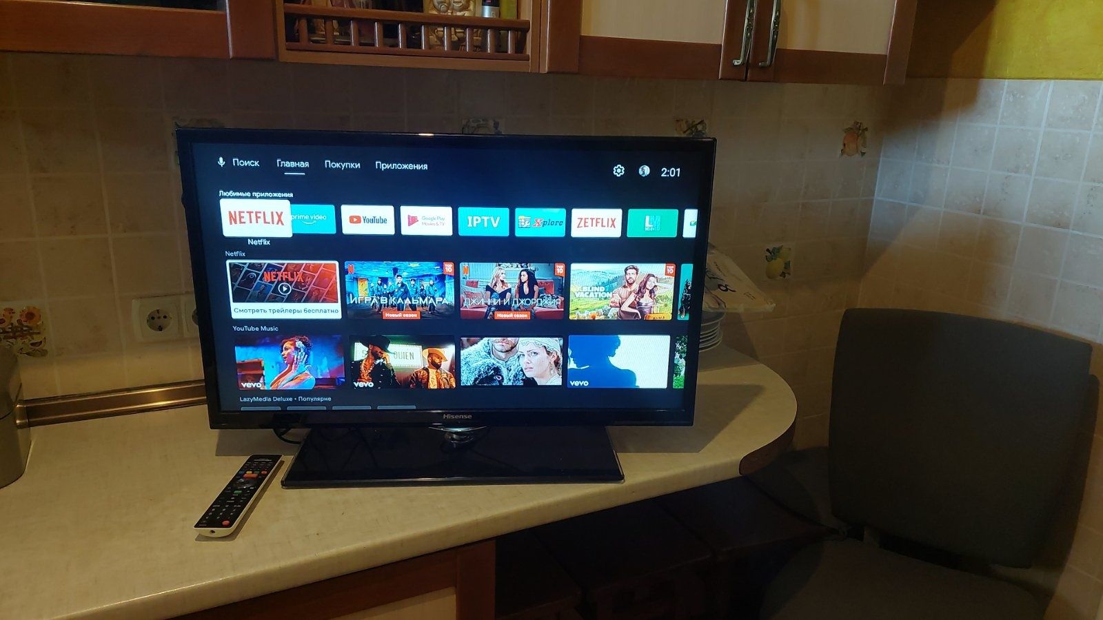 Продам Smart Hisense 32 дюймів
