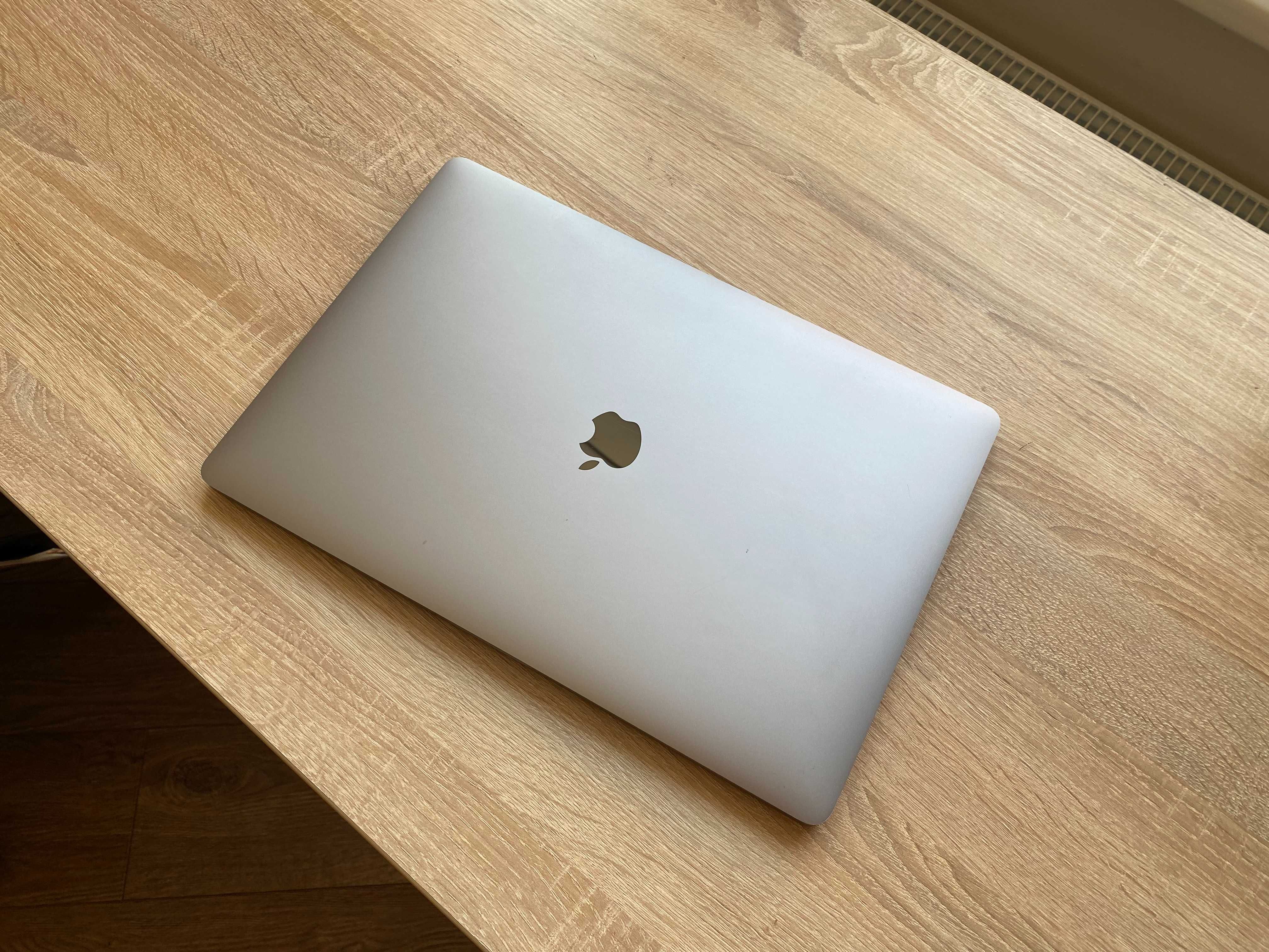 MacBook Pro 16 2019p Intel® i7_512gb SSD_16gb RAM_Radeon Pro_56 циклів