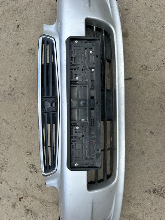 Передній бампер Honda Civic 6 Хонда Сівік 6 1998-2000 рестайл