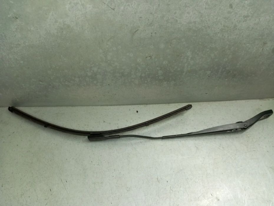 Haste / braço de escova limpa vidros frente esquerda DACIA Sandero III