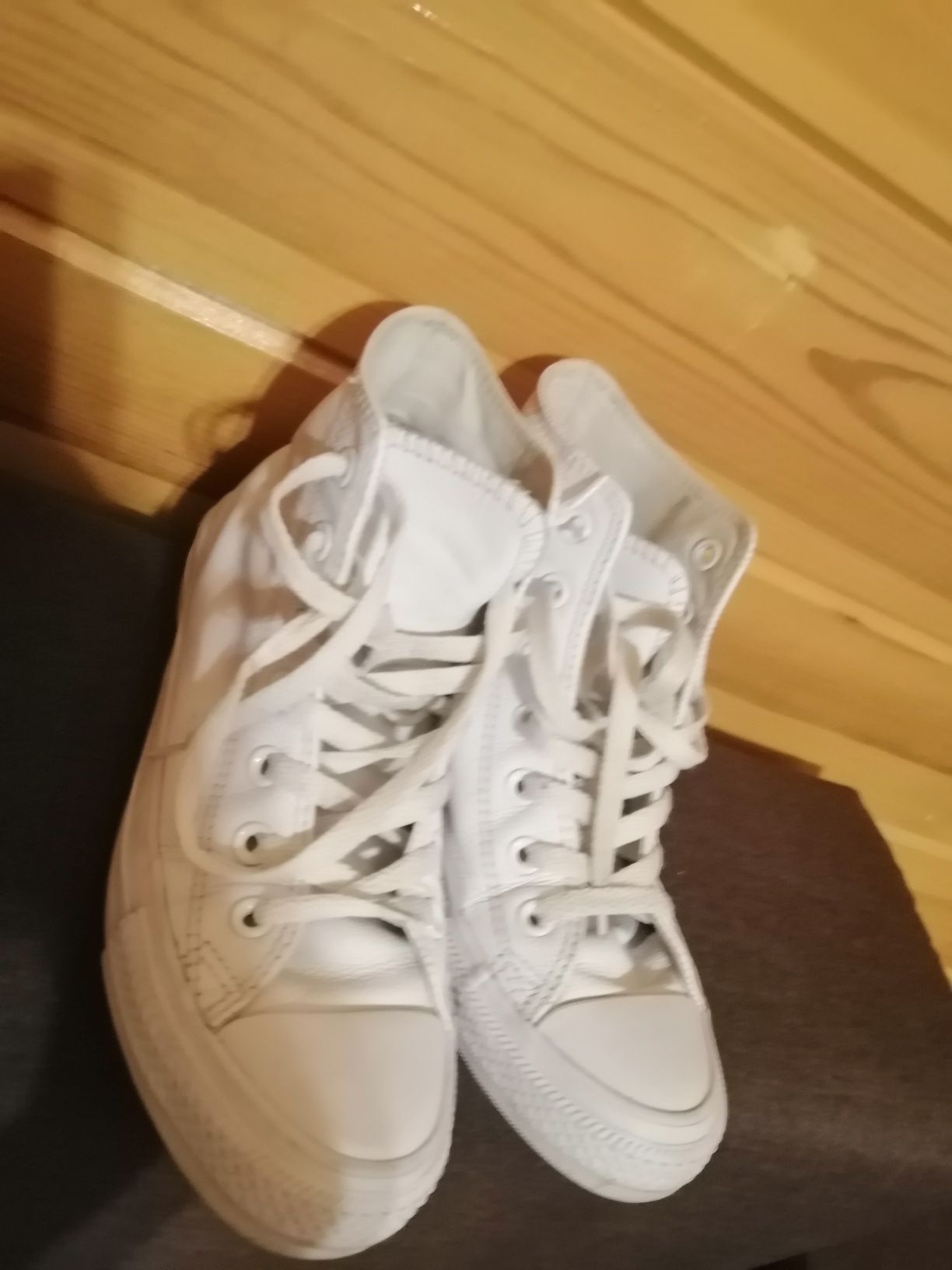 Converse жіночі, шкіра.