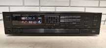 Amplituner KENWOOD KR-A57R. Japan