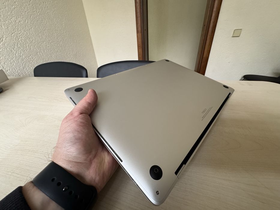 MacBook Pro 2019 16 i9, 16GB, SSD1Tb