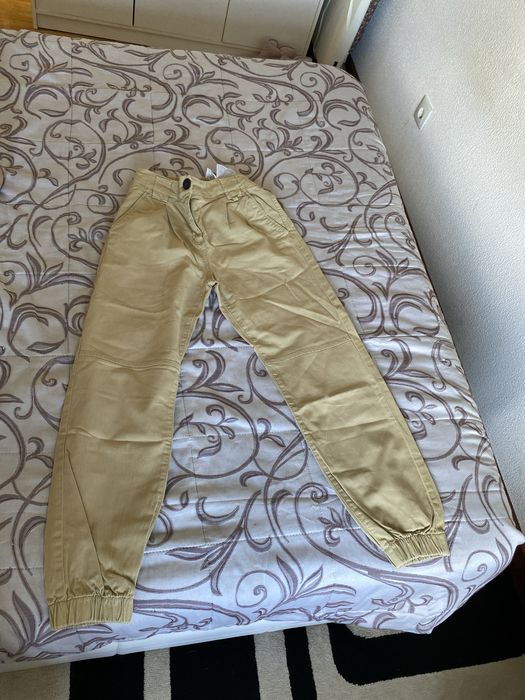 Calças bege bershka