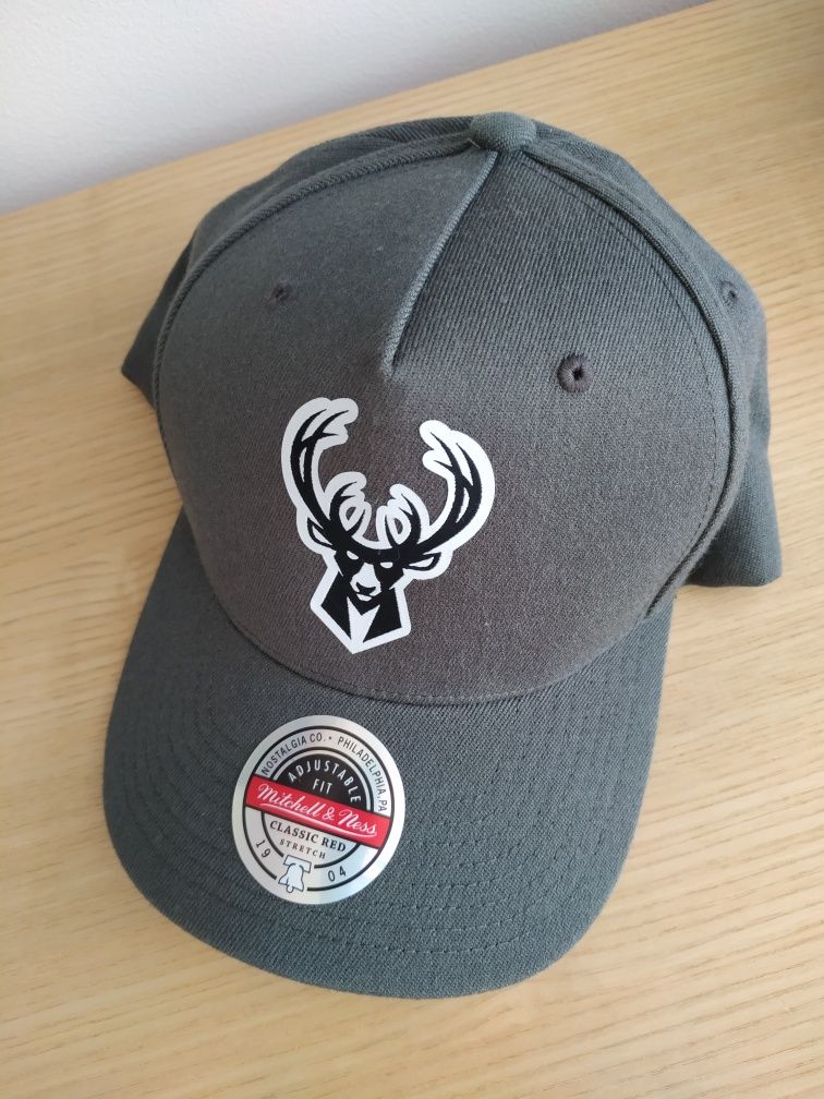 Czapka Mitchell & Ness, orginalna, nowa.