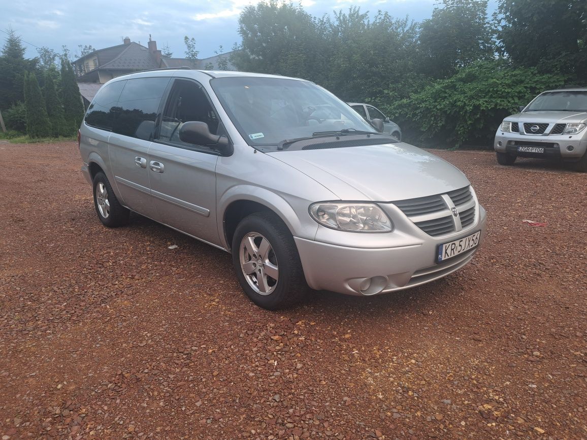 Dodge grand caravan 7os 3.8 benzyna +lpg . Bogata wersja