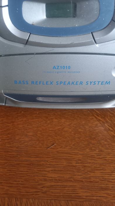 Radiomagnetofon tranzystorowy+cd Philips AZ 1010