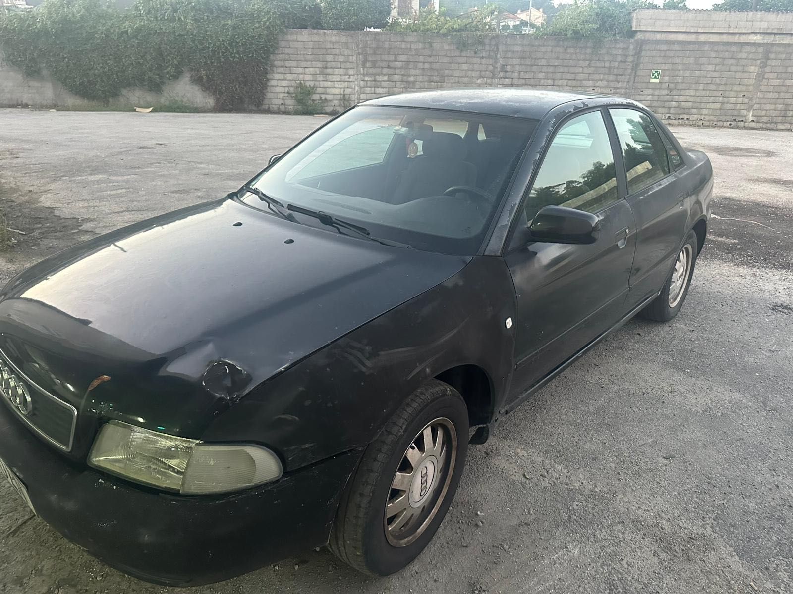 Audi a4 b5 1.6 gasolina