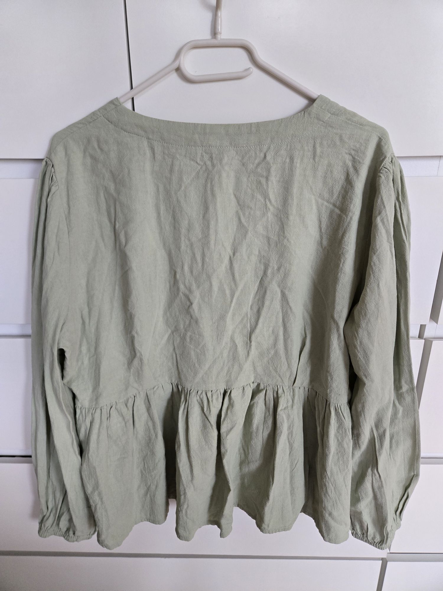 Bluzka baskinka, kolor pistacjowy, r. 40, BOOHOO