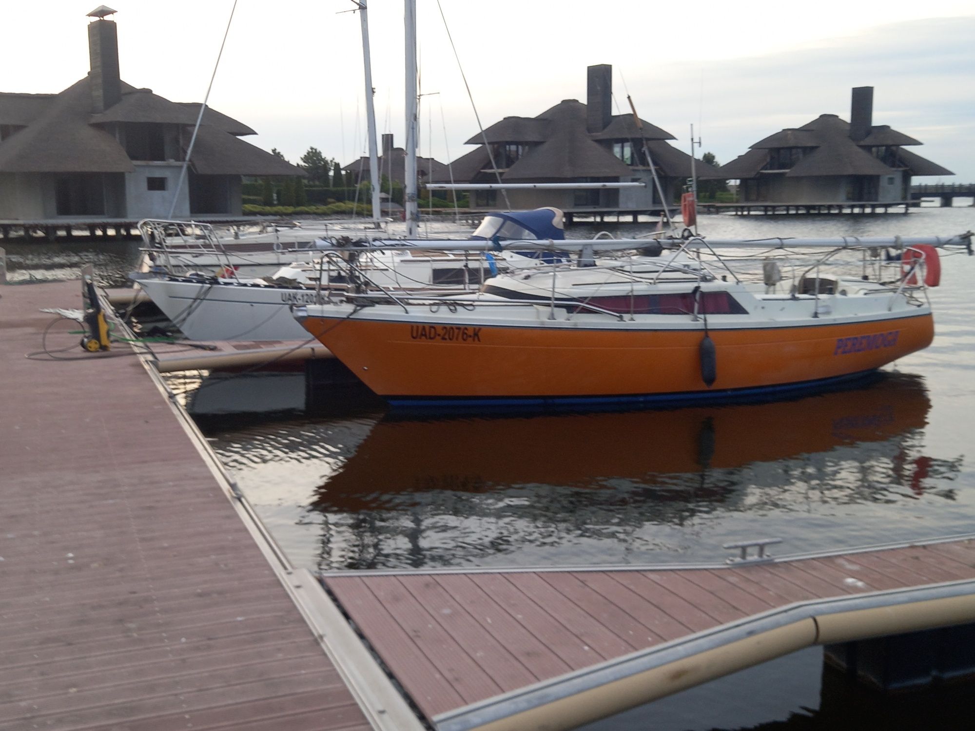 Яхта Dehler Delantra 80 AK