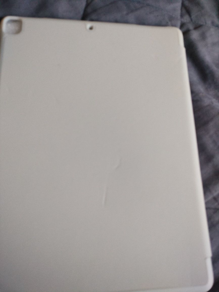 Etui na tablet .