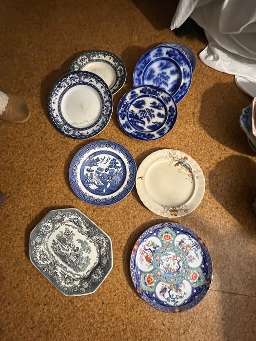 Vários Pratos antigos