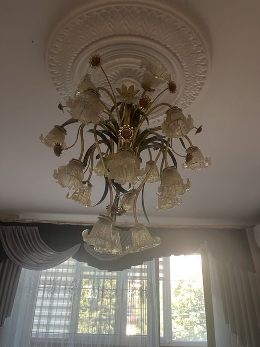 Люстра вінтажна.