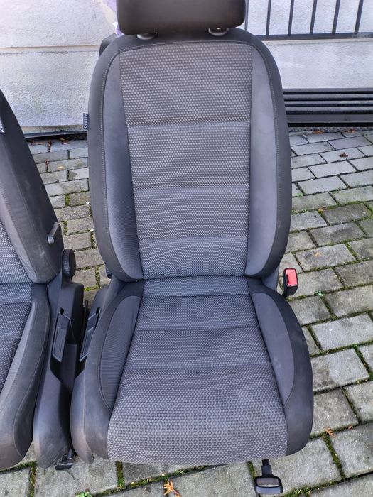 Fotele przód VW Golf 6