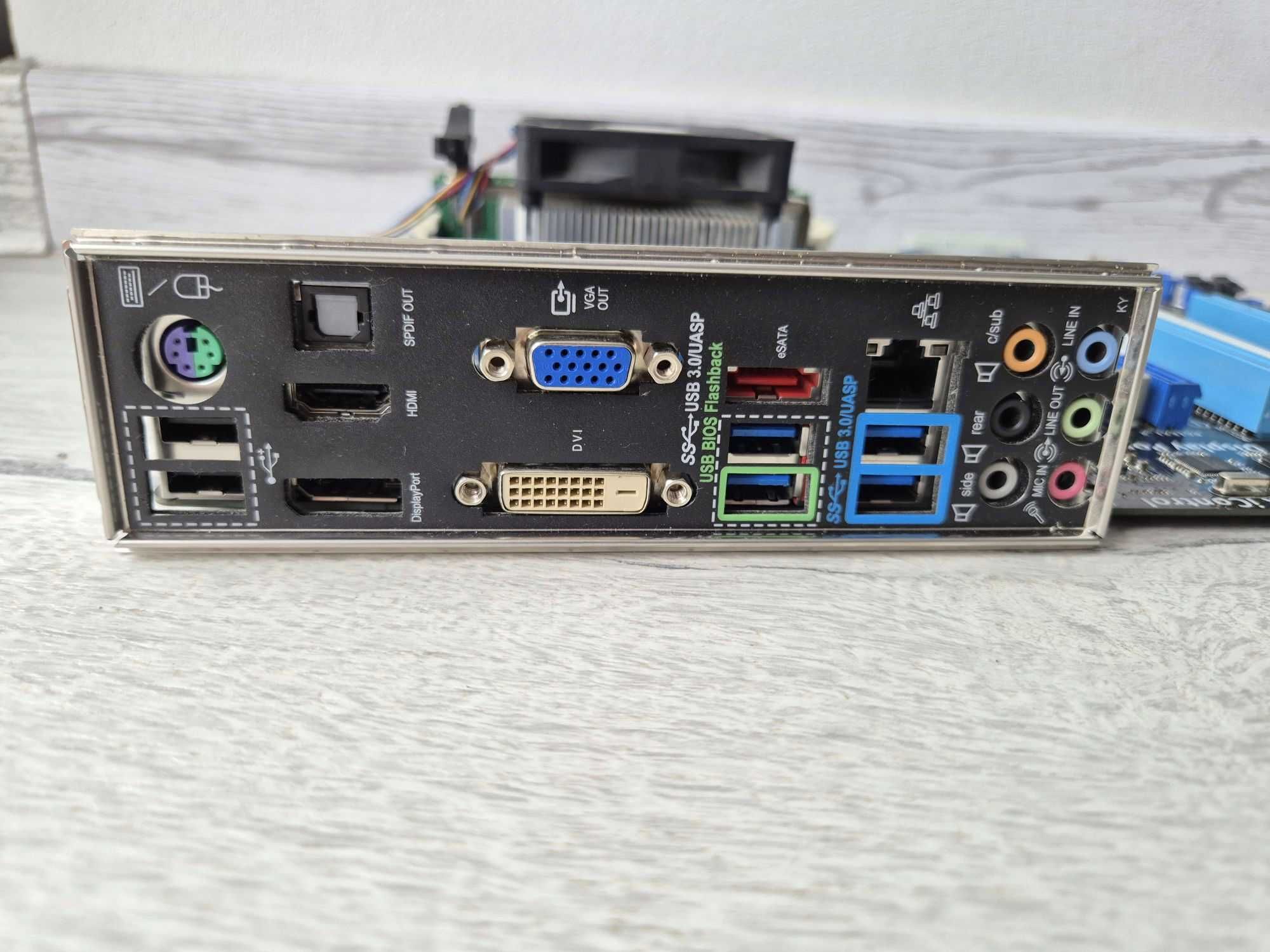 сет AMD Athlon X4 750K 4GHz+ ТОП плата ASUS+ 12GB DDR3+кулер. 7* SATA3