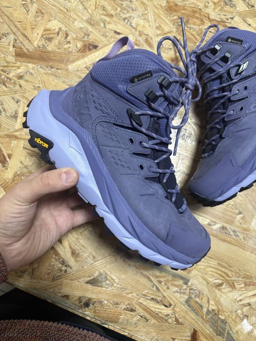 Жіночі Трекінгові кросівки для міста Hoka Kaha 2 Gore Tex