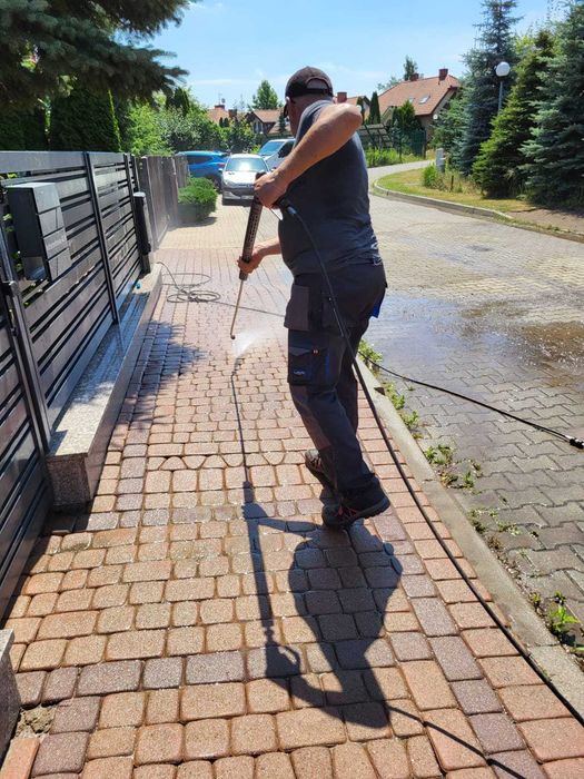 Sprzątanie Opróżnianie mieszkań piwnic strychów po zgonach wywóz mebli