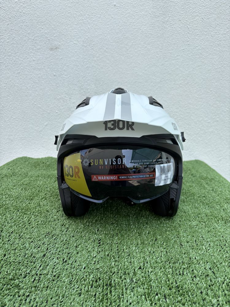 Capacete para mota novo 130R