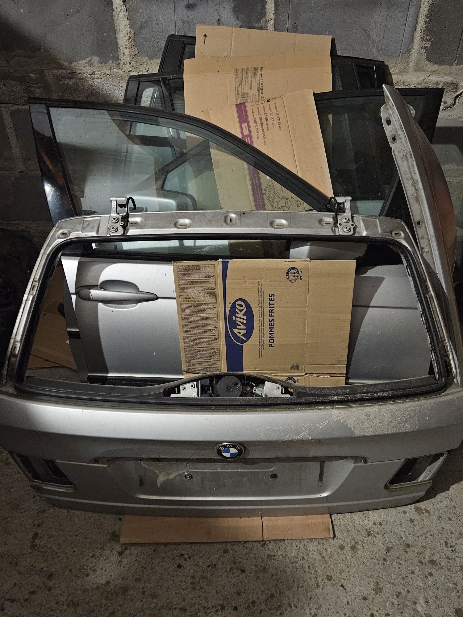 Elementy karoserii BMW E46 Touring Titansilver