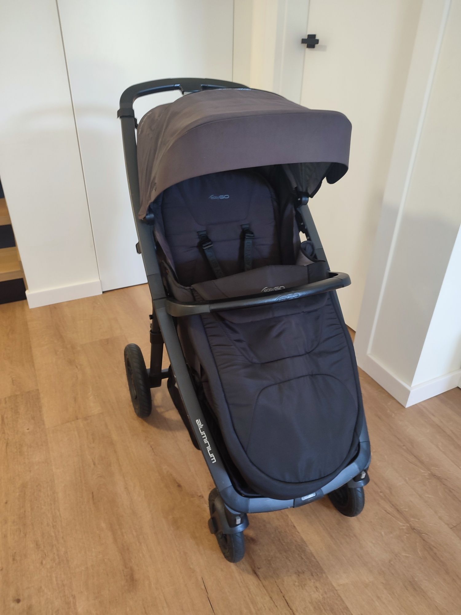 Wózek spacerowy EasyGo Quantum czarny