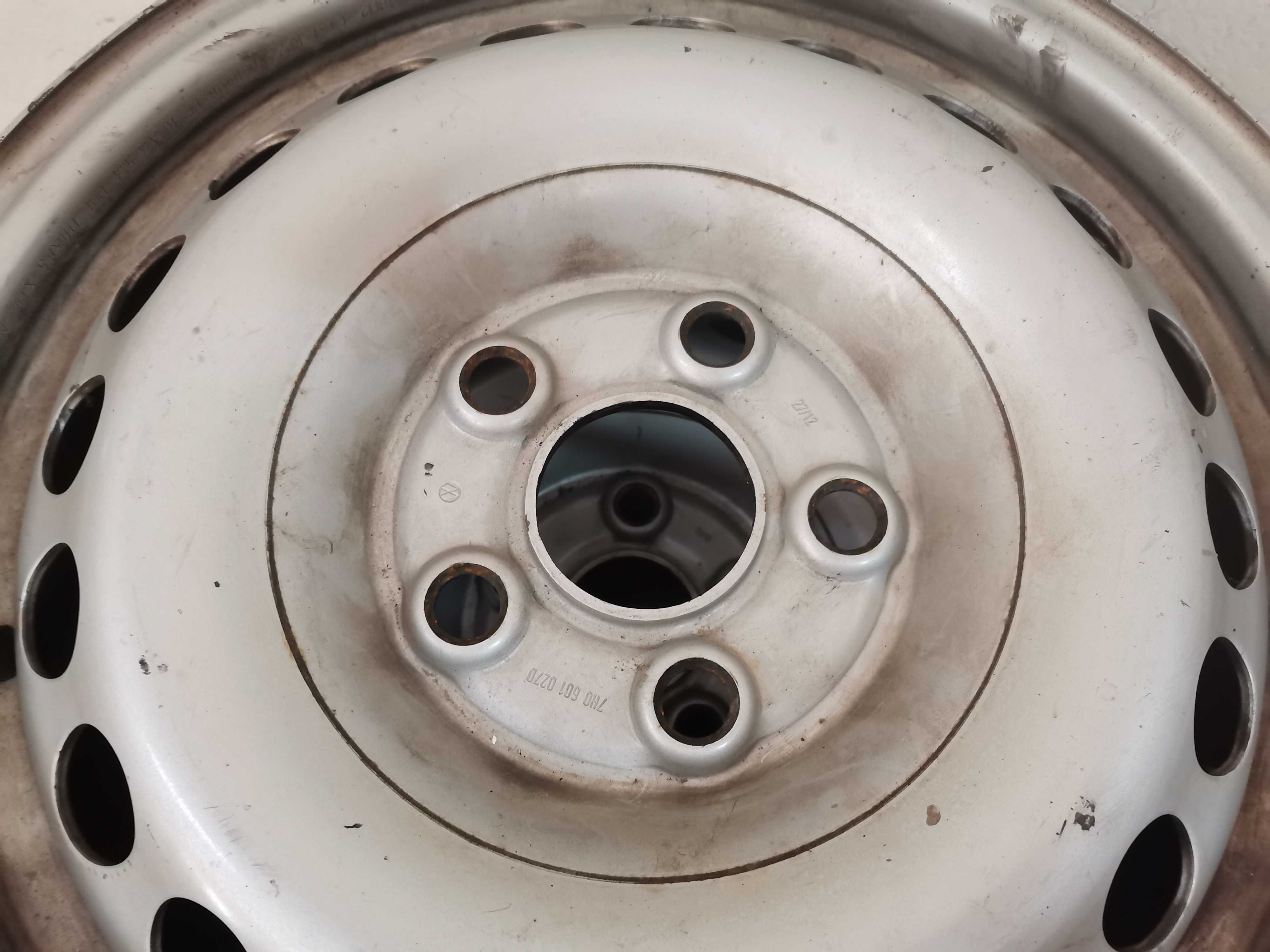 Felgi stalowe 5x120 6,5 16 ET51 65,1 VW T5 T6 Multivan Caravelle OEM