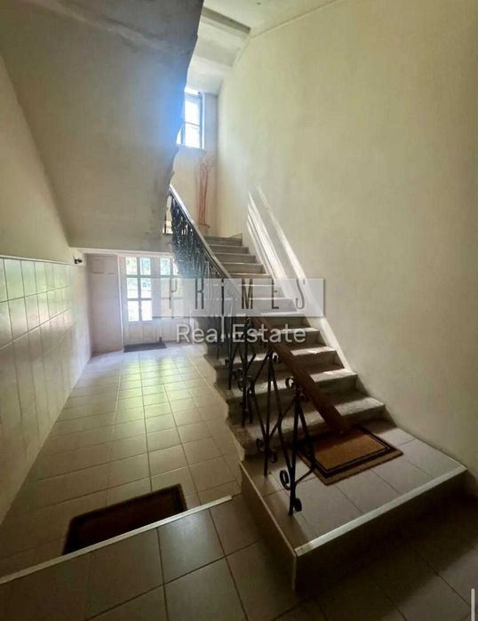 Продаж 2к квартири, вул. Хмельницького Богдана, 84, Центр