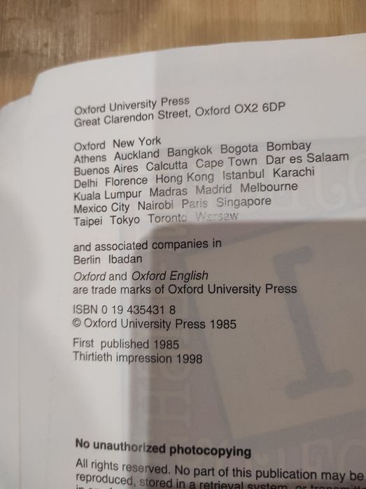 Посібник Tom Hutchinson. English Project 1 Oxford University Press/ 10