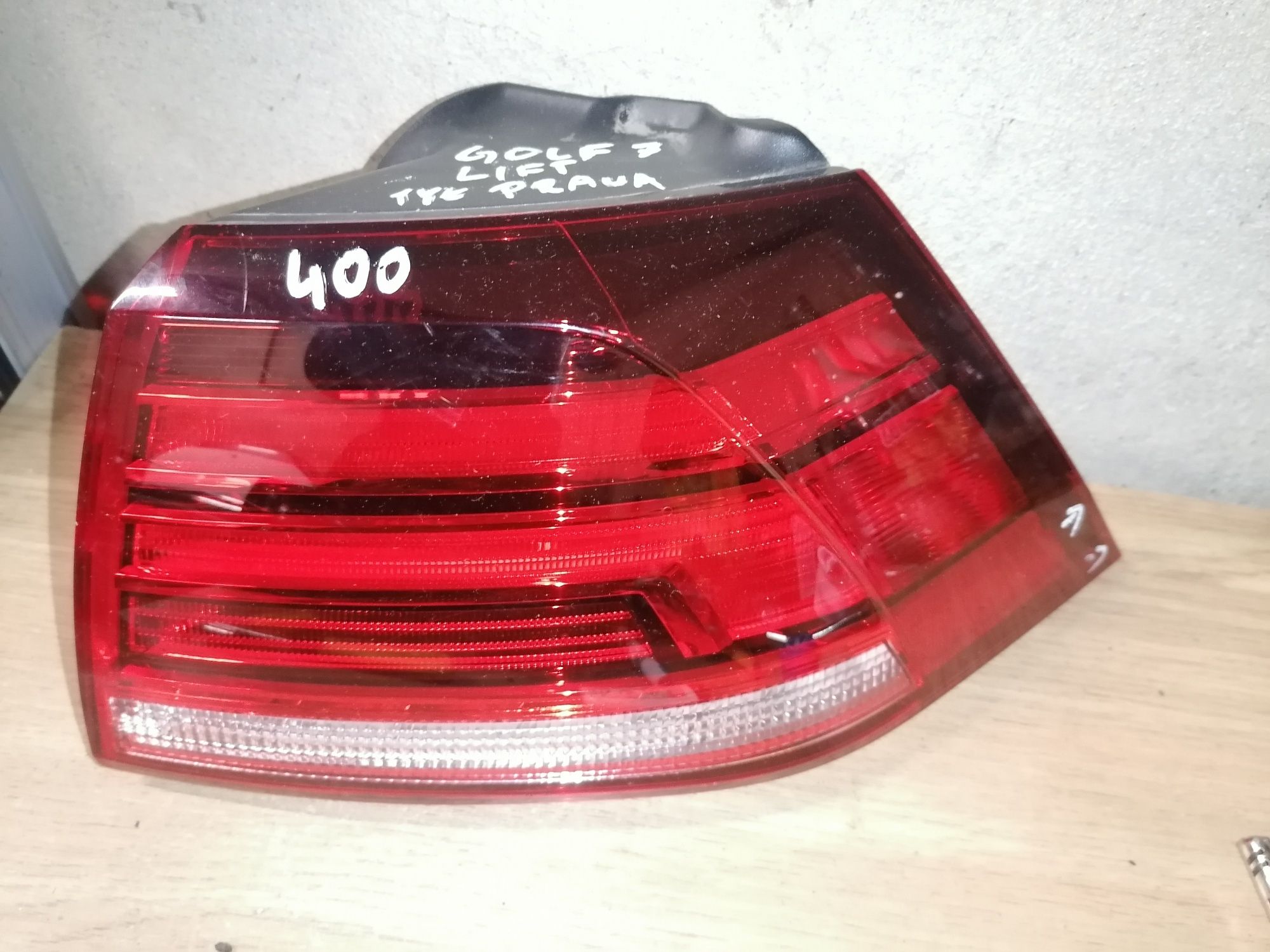 VW Golf 7 lift Lampa led tył prawa