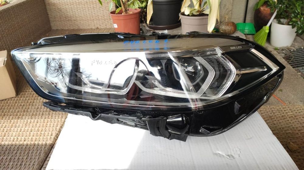 farol esquerdo Bi-led Adaptativ BMW série 1 F40